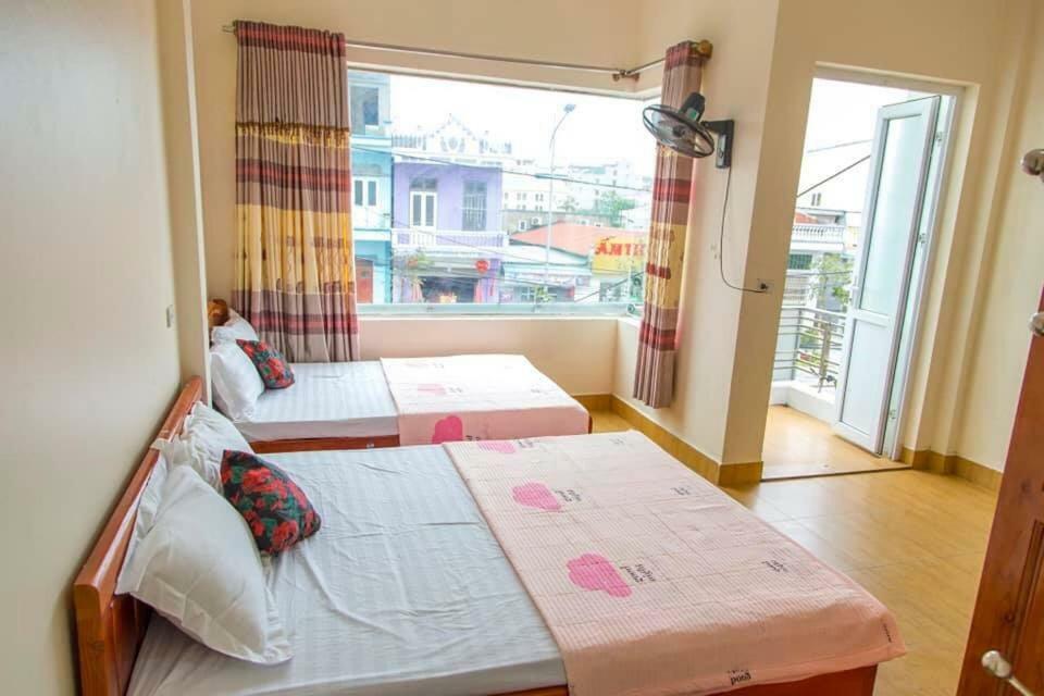 I Love Coto Hai Au Hotel Is Central Near Beach Dao Co To Exterior photo